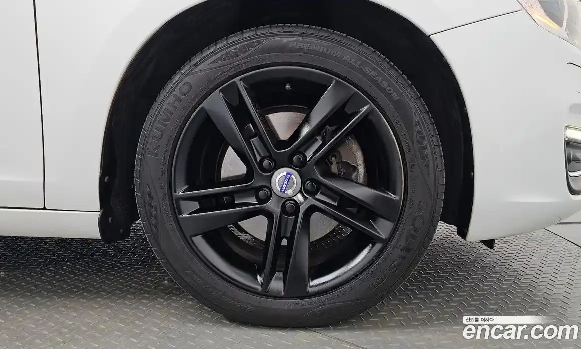 Volvo S60 2013 2.0 автомат (гидро), фото 5