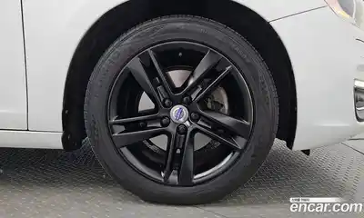 Volvo S60 2013 2.0 автомат (гидро), миниатюра 5