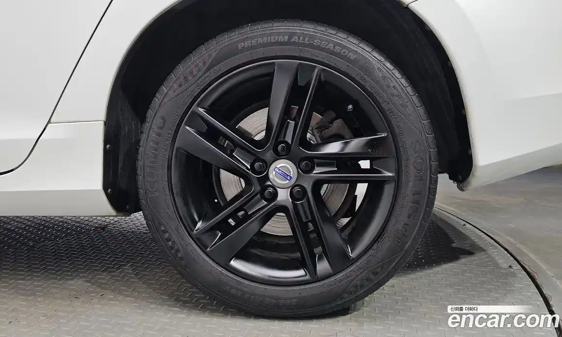 Volvo S60 2013 2.0 автомат (гидро), фото 7