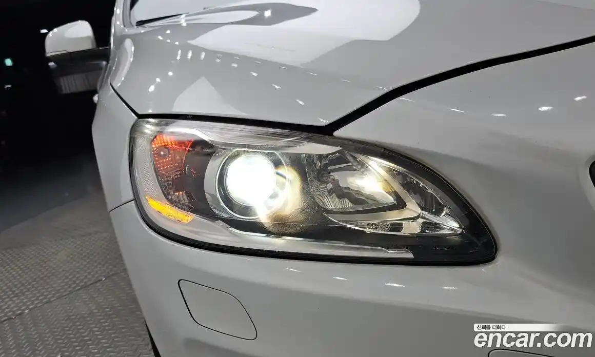 Volvo S60 2013 2.0 автомат (гидро), фото 8