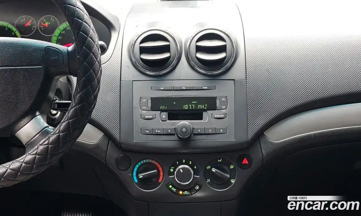 Chevrolet Gentra 2009 1.2 автомат (гидро), фото 19