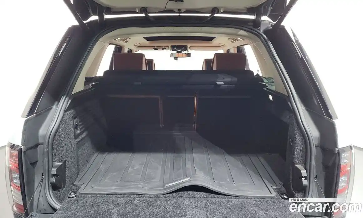 Land Rover Range Rover 2016 4.4 автомат (гидро), фото 15