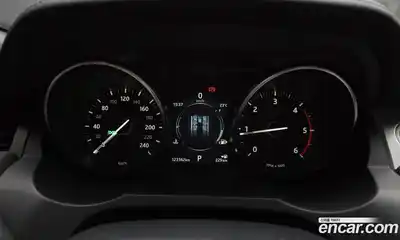 Land Rover Range Rover Evoque 2017 2.0 автомат (гидро), миниатюра 11