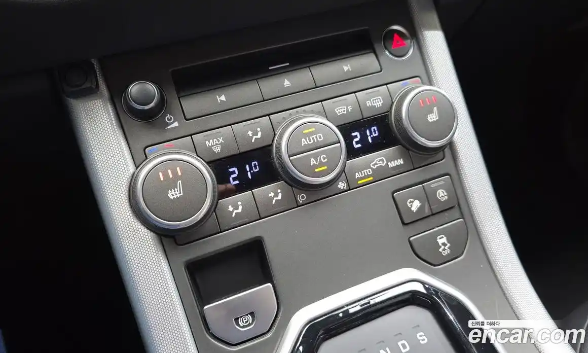 Land Rover Range Rover Evoque 2017 2.0 автомат (гидро), фото 25
