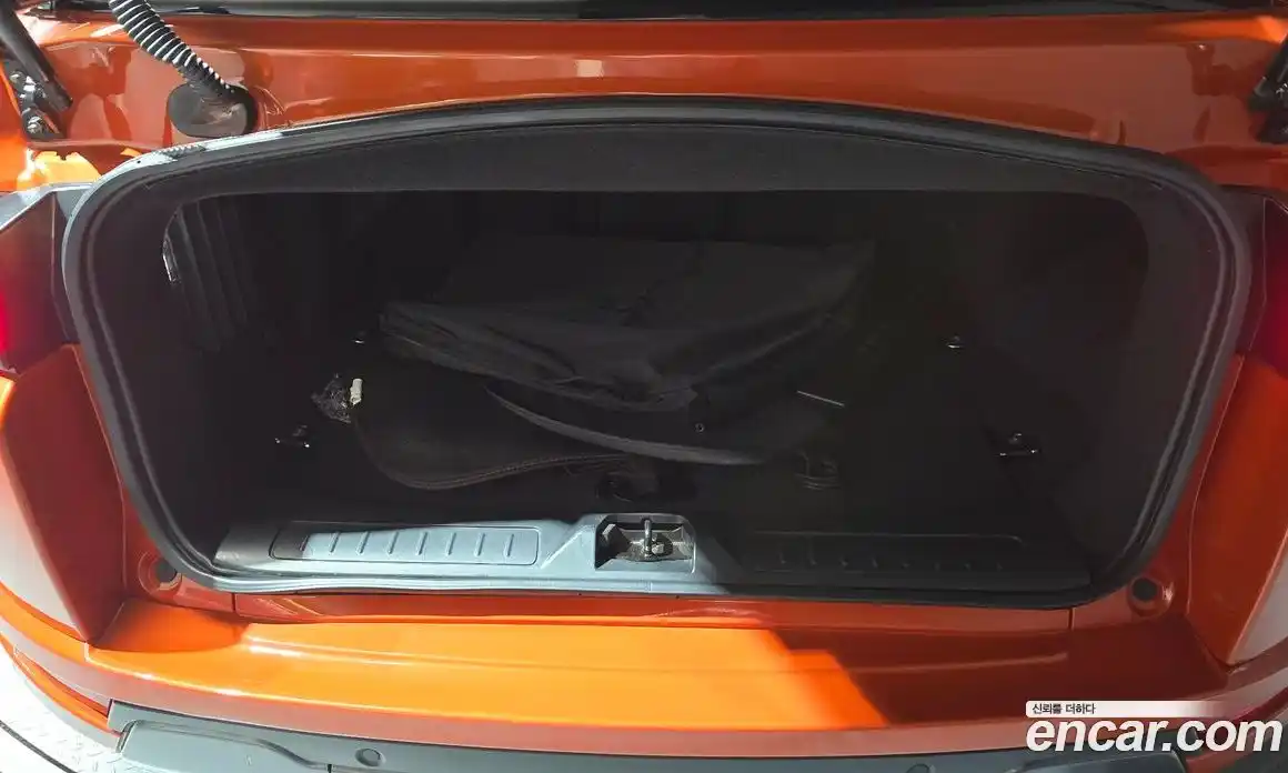 Land Rover Range Rover Evoque 2017 2.0 автомат (гидро), фото 30