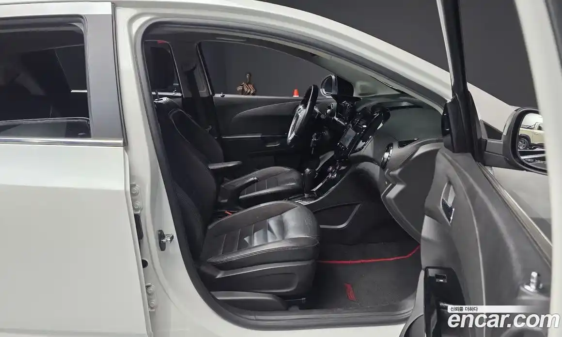 Chevrolet Aveo 2014 1.4 автомат (гидро), фото 16