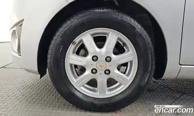 Chevrolet Spark 2011 1.0 автомат (гидро), миниатюра 5