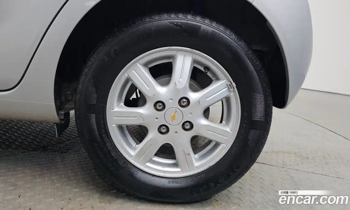 Chevrolet Spark 2011 1.0 автомат (гидро), фото 7