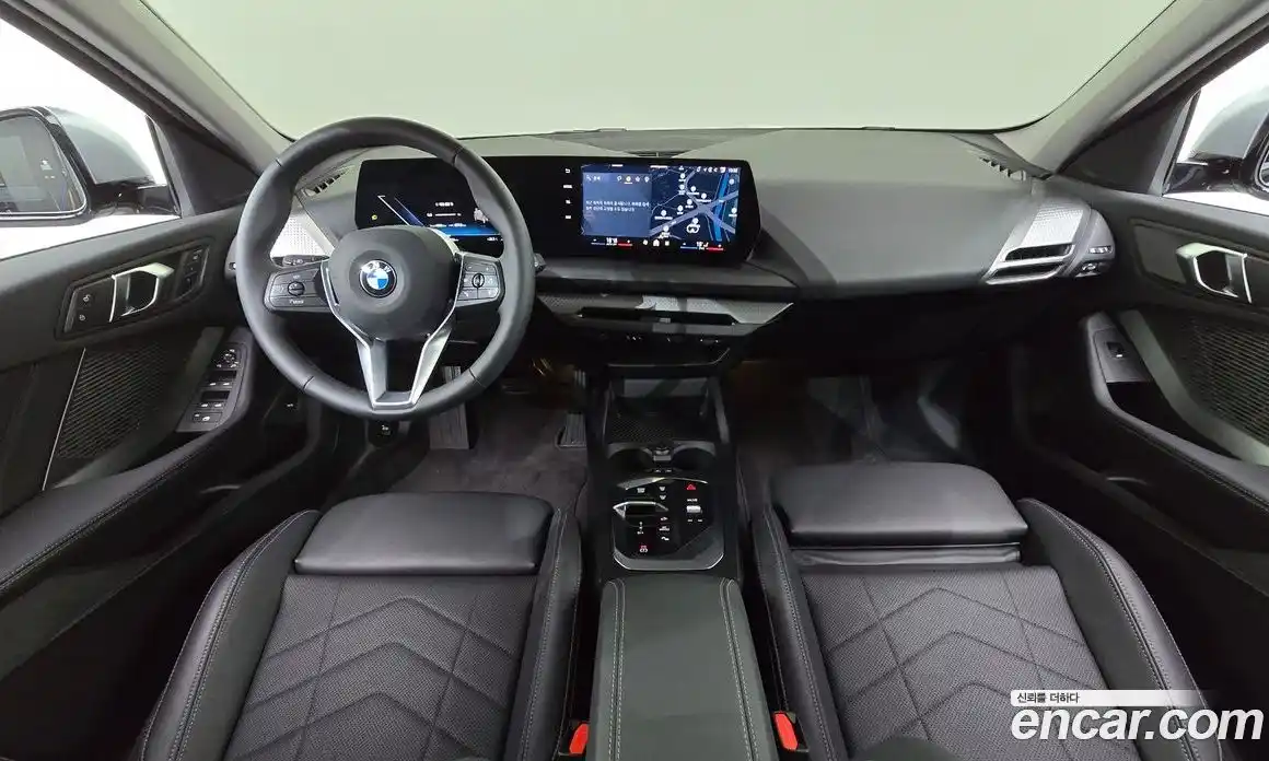 BMW 1 серия 2025 2.0 автомат (гидро), фото 10