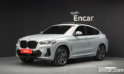 BMW X4, 2025, 9 890 км