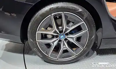 BMW i5 2024 0.2 автомат (гидро), миниатюра 5