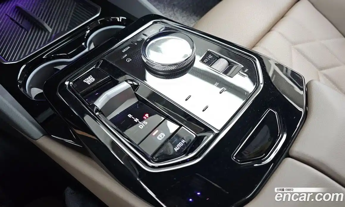 BMW 5 серия 2024 2.0 автомат (гидро), фото 12