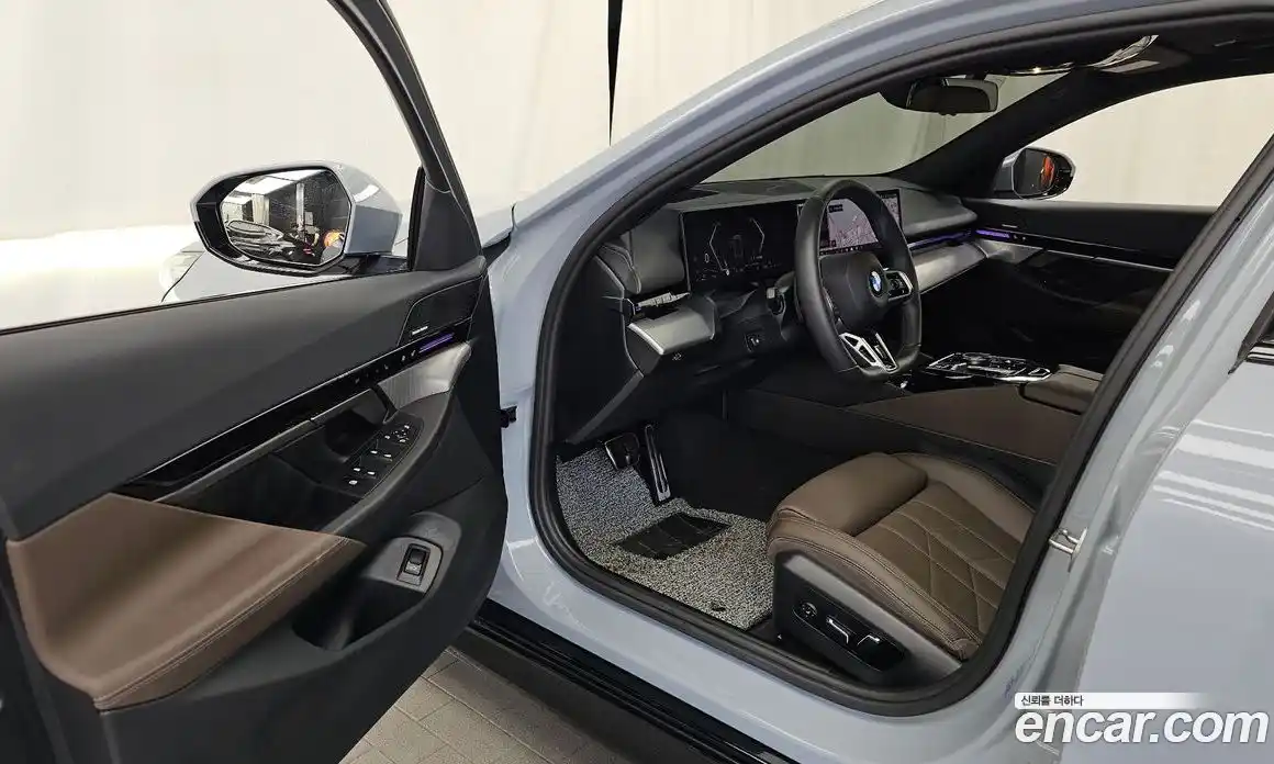 BMW 5 серия 2024 2.0 автомат (гидро), фото 13
