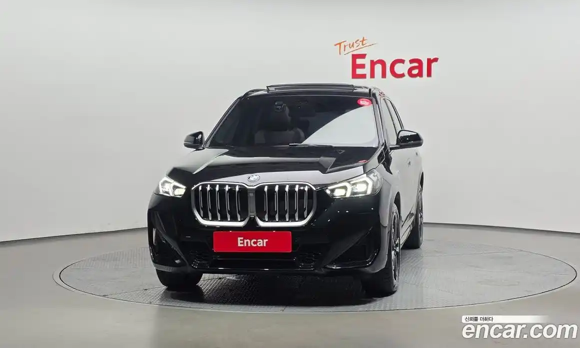 BMW X1 2025 2.0 автомат (гидро), фото 3