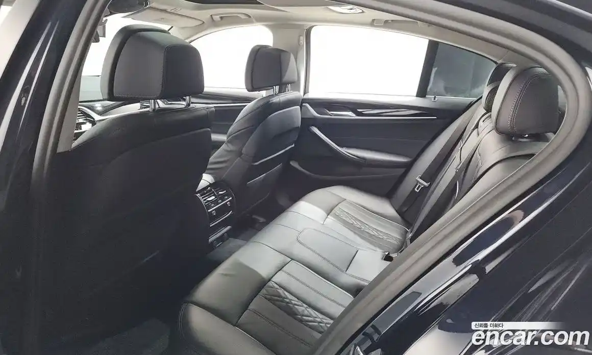 BMW 5 серия 2019 2.0 автомат (гидро), фото 27