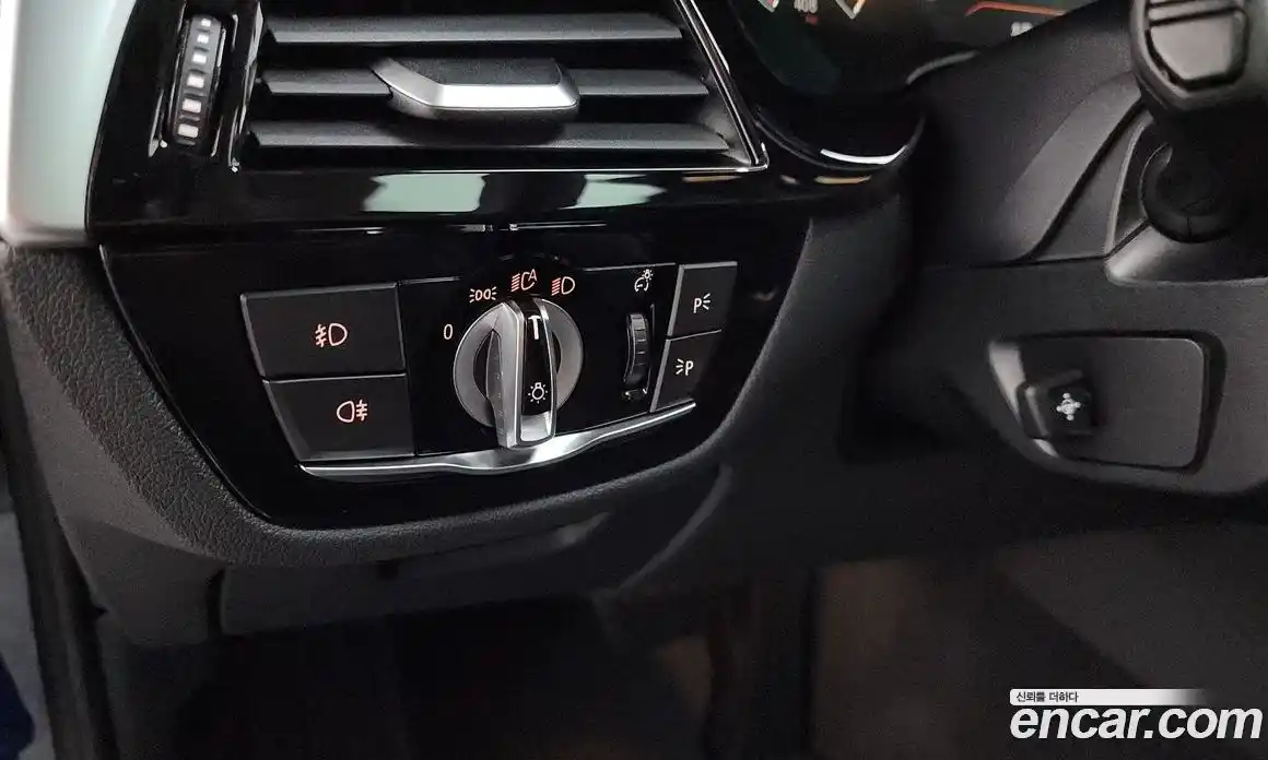 BMW 5 серия 2019 2.0 автомат (гидро), фото 30