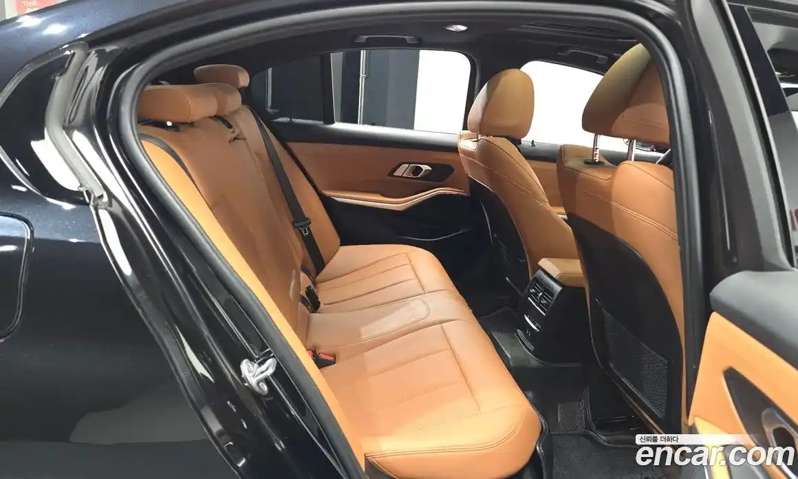 BMW 3 серия 2022 2.0 автомат (гидро), фото 17