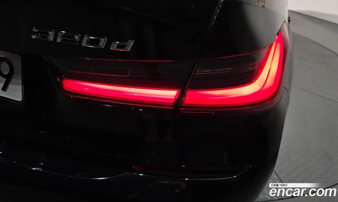 BMW 3 серия 2022 2.0 автомат (гидро), фото 9