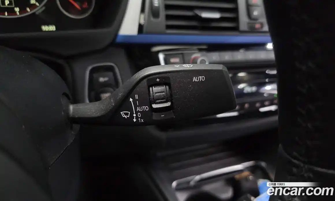 BMW 3 серия 2018 2.0 автомат (гидро), фото 24