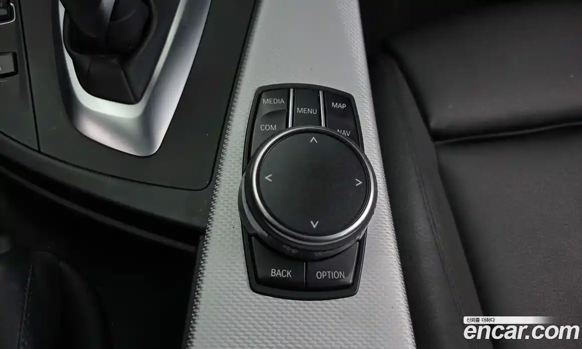 BMW 3 серия 2018 2.0 автомат (гидро), фото 30