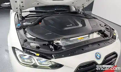 BMW i4 2023 0.2 автомат (гидро), миниатюра 6