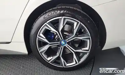 BMW i4 2023 0.2 автомат (гидро), миниатюра 7