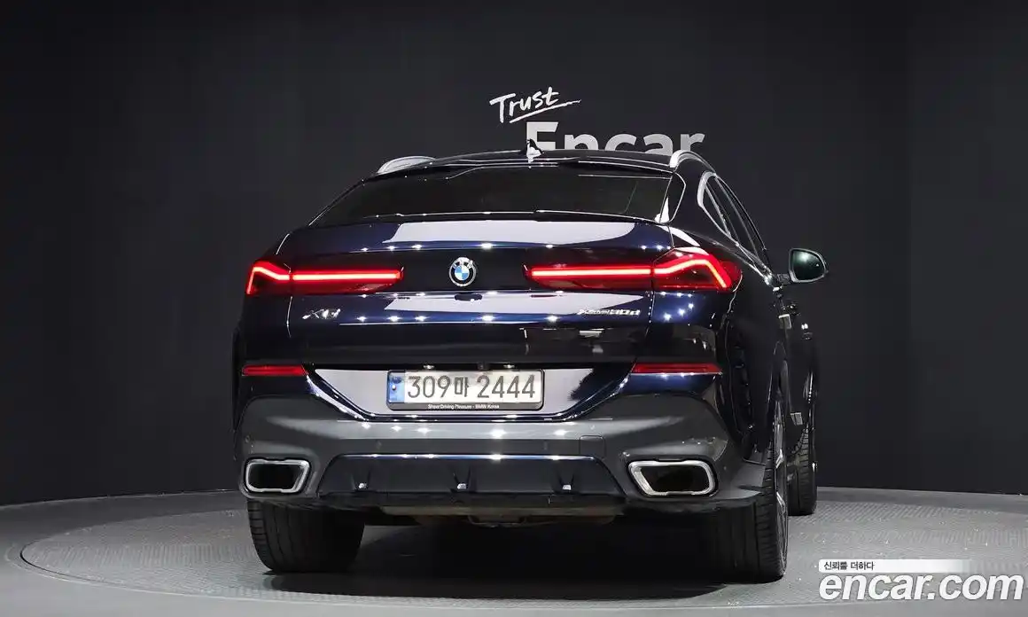 BMW X6 2022 3.0 автомат (гидро), фото 4