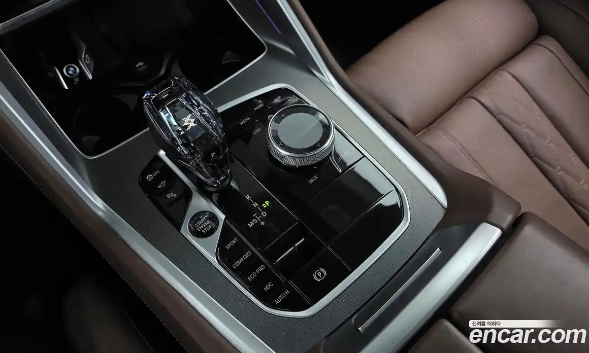 BMW X6 2022 3.0 автомат (гидро), фото 9