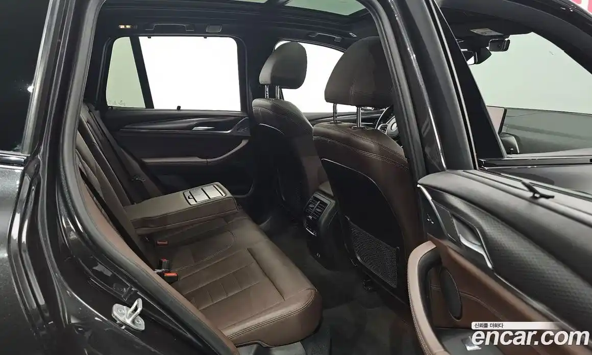 BMW X3 2022 2.0 автомат (гидро), фото 16