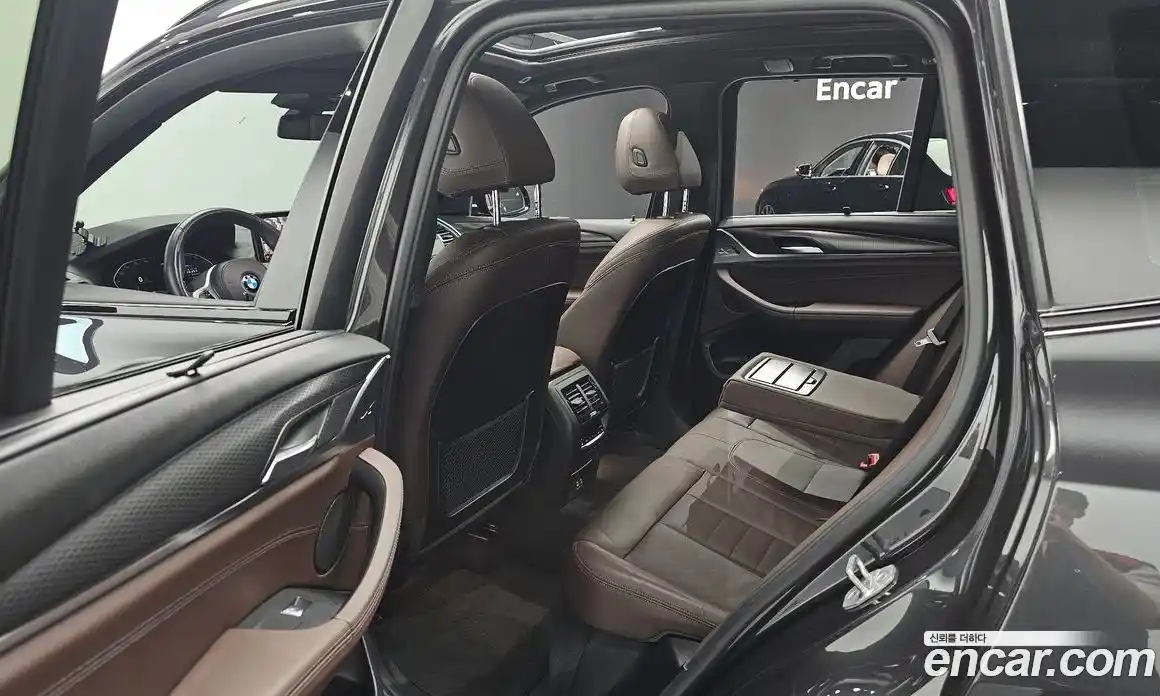 BMW X3 2022 2.0 автомат (гидро), фото 18