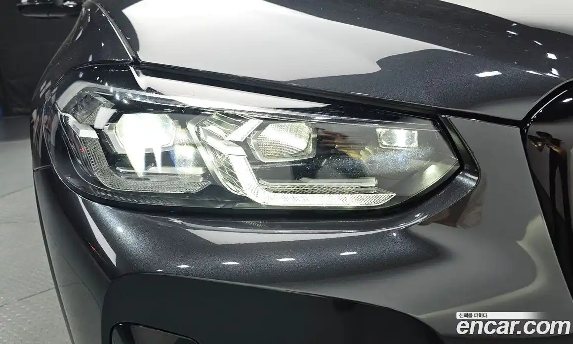 BMW X3 2022 2.0 автомат (гидро), фото 8