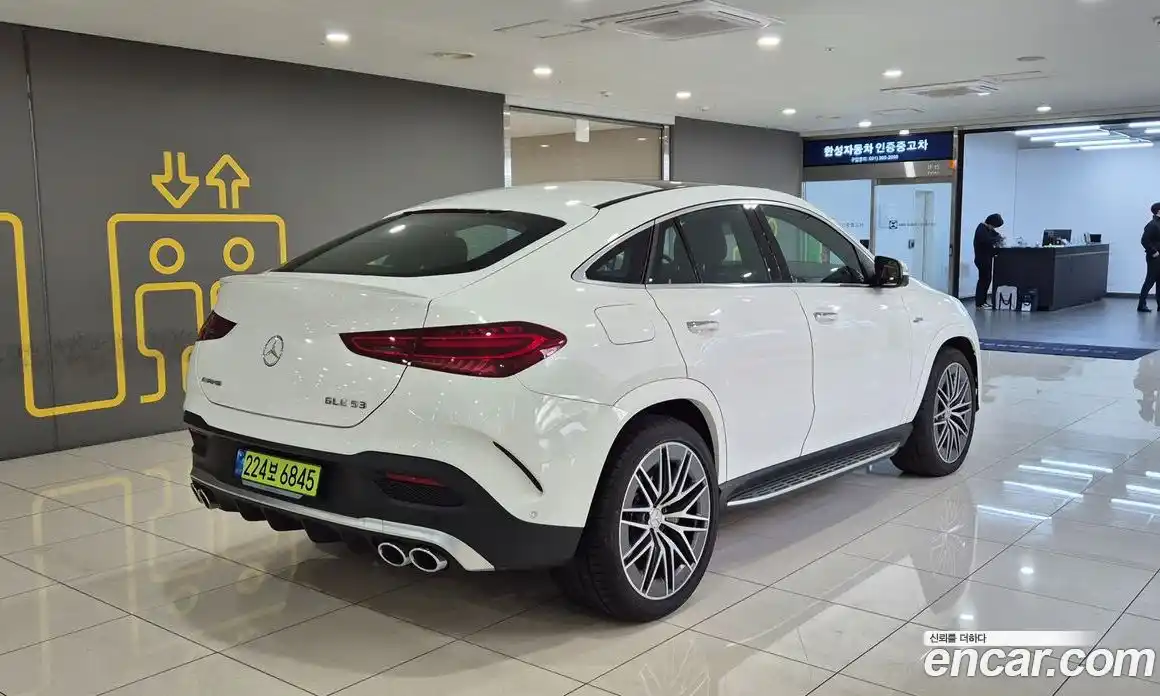 Mercedes-Benz GLE-Class 2025 3.0 гидро, фото 4