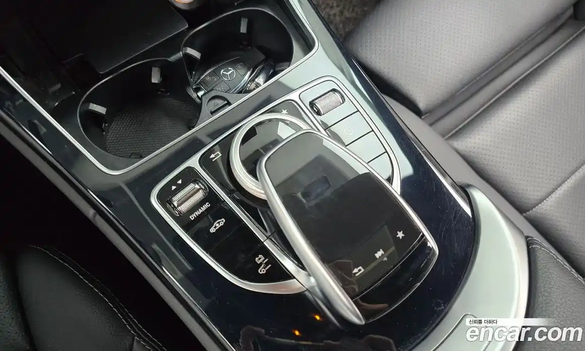 Mercedes-Benz C-Class 2018 2.0 гидро, фото 31 Mercedes-Benz C-Class 2018 2.0 гидро, фото 31