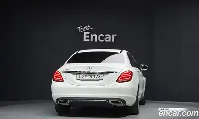 Mercedes-Benz C-Class 2018 2.0 гидро, миниатюра 4 Mercedes-Benz C-Class 2018 2.0 гидро, миниатюра 4