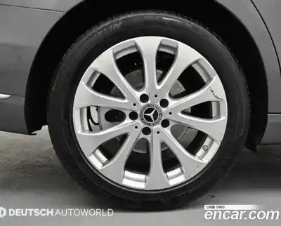 Mercedes-Benz E-Class 2019 1.9 автомат (гидро), миниатюра 5