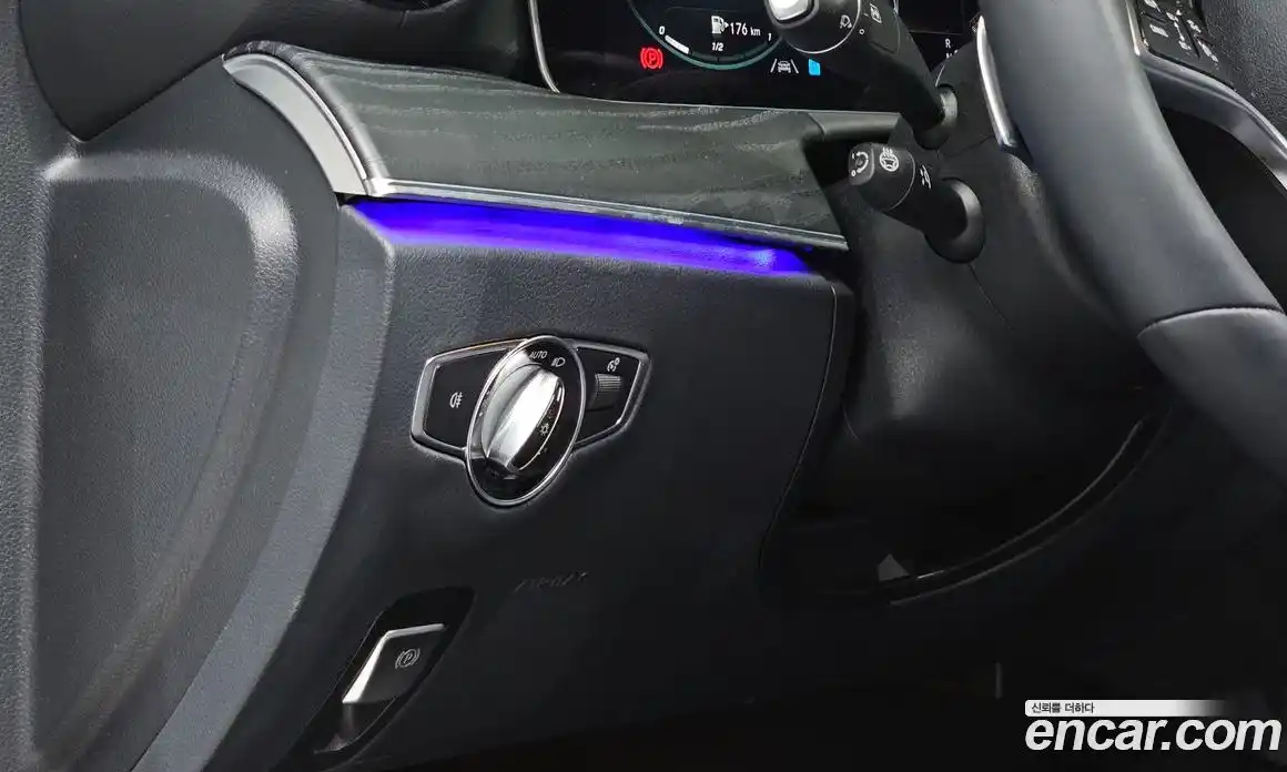 Mercedes-Benz E-Class 2022 2.0 автомат (гидро), фото 19