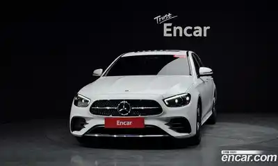 Mercedes-Benz E-Class 2022 2.0 автомат (гидро), миниатюра 2