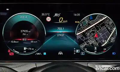 Mercedes-Benz E-Class 2022 2.0 автомат (гидро), миниатюра 10