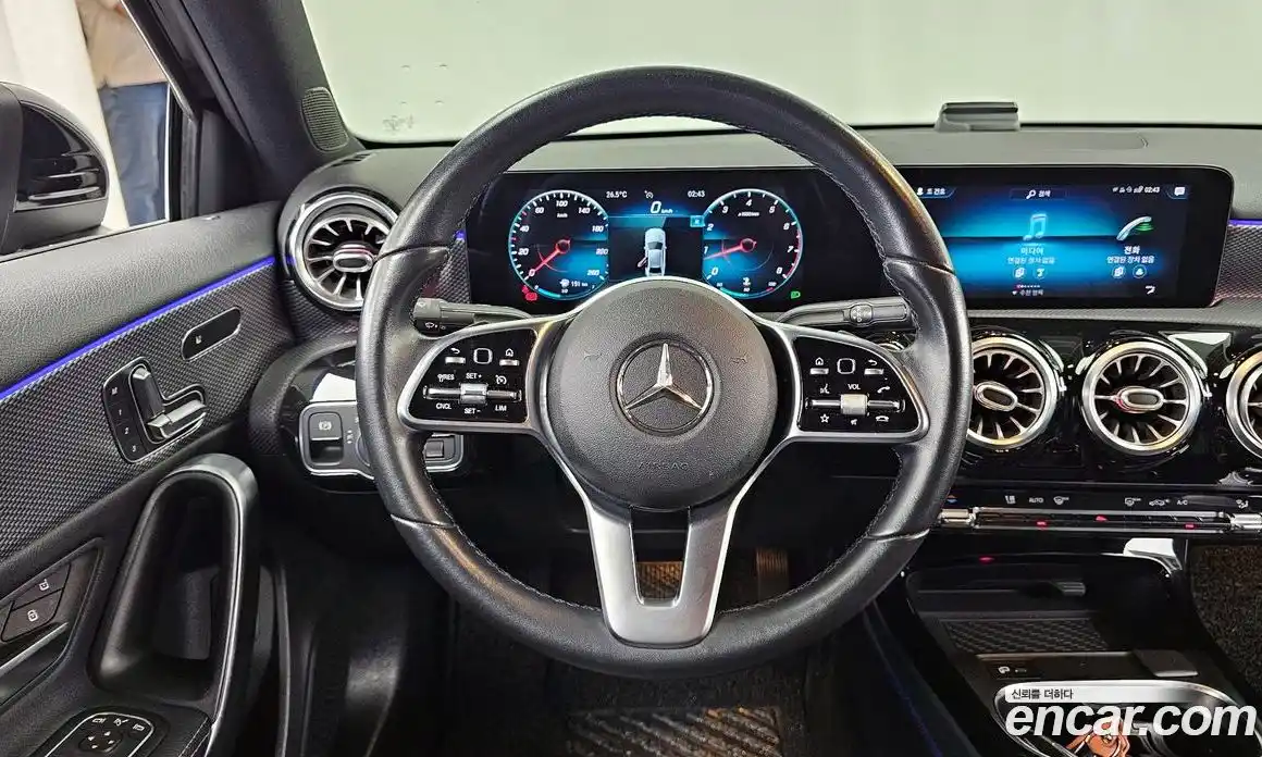 Mercedes-Benz A-Class 2021 2.0 гидро, фото 13