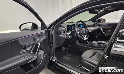 Mercedes-Benz A-Class 2021 2.0 гидро, миниатюра 10