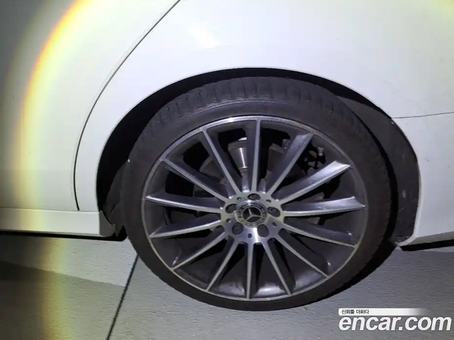 Mercedes-Benz E-Class 2020 2.0 автомат (гидро), фото 13
