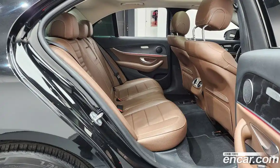 Mercedes-Benz E-Class 2016 2.0 автомат (гидро), фото 11