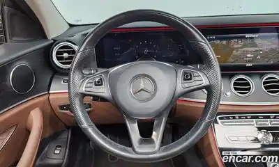 Mercedes-Benz E-Class 2016 2.0 автомат (гидро), миниатюра 12