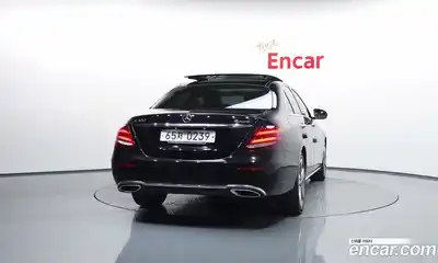 Mercedes-Benz E-Class 2016 2.0 автомат (гидро), миниатюра 4