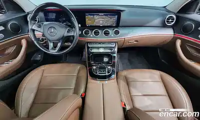 Mercedes-Benz E-Class 2016 2.0 автомат (гидро), миниатюра 7