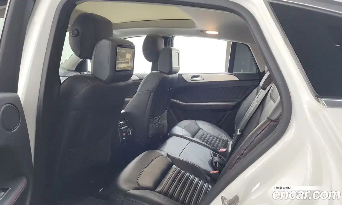 Mercedes-Benz GLE-Class 2017 3.0 гидро, фото 11 Mercedes-Benz GLE-Class 2017 3.0 гидро, фото 11