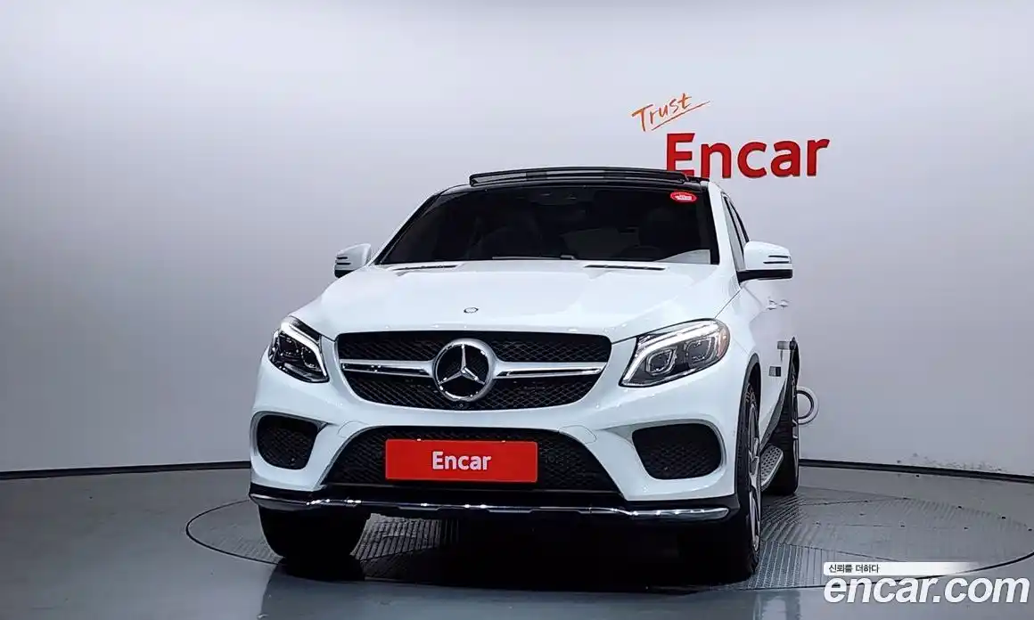 Mercedes-Benz GLE-Class 2017 3.0 гидро, фото 3 Mercedes-Benz GLE-Class 2017 3.0 гидро, фото 3