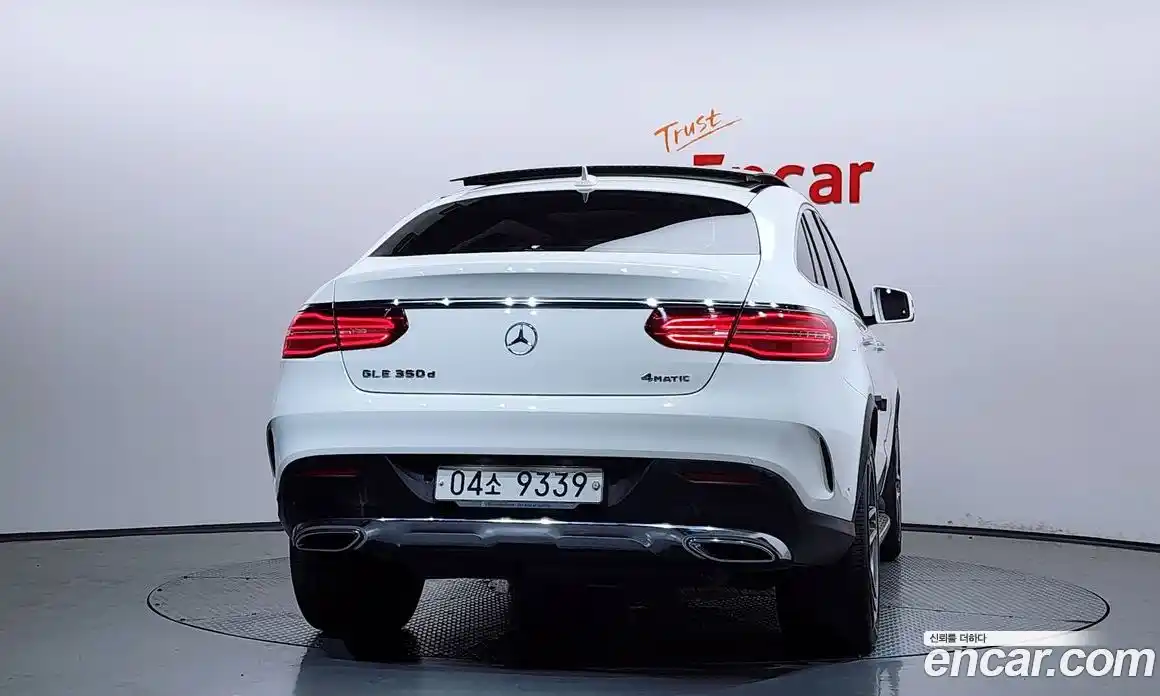 Mercedes-Benz GLE-Class 2017 3.0 гидро, фото 4 Mercedes-Benz GLE-Class 2017 3.0 гидро, фото 4