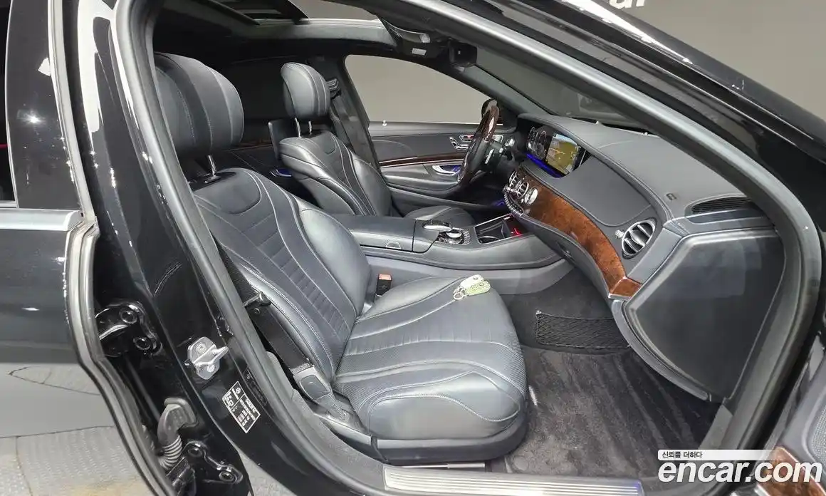 Mercedes-Benz S-Class 2018 4.0 гидро, фото 23 Mercedes-Benz S-Class 2018 4.0 гидро, фото 23
