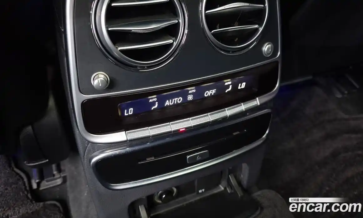 Mercedes-Benz S-Class 2018 4.0 гидро, фото 30 Mercedes-Benz S-Class 2018 4.0 гидро, фото 30